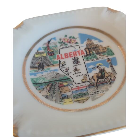 Alberta Ceramic Souvenir Plate Cigarette Ashtray Gold Trim - Picture 3 of 3